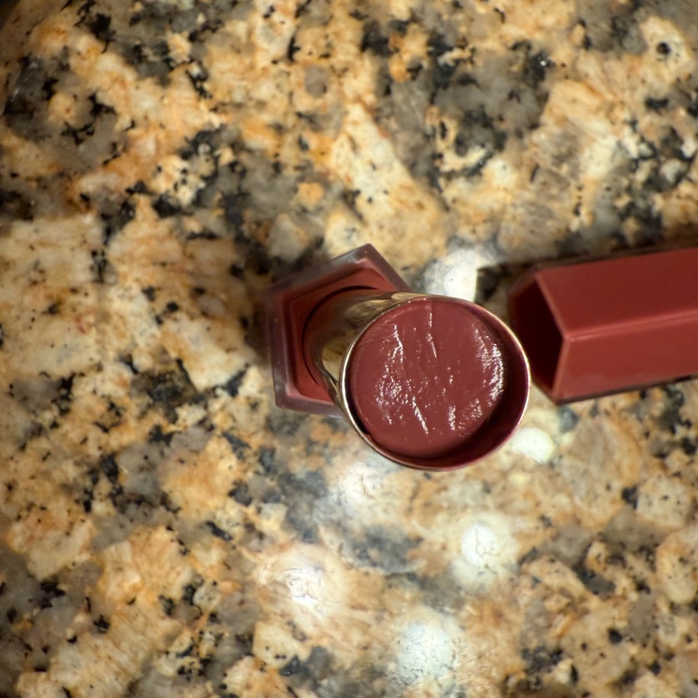 Fenty RIRI Lipstick - Picture 3 of 3